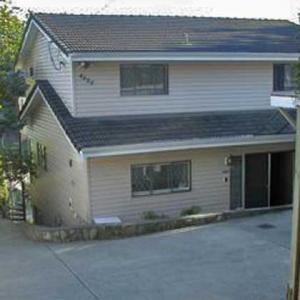 Horseshoe Bay home before renovation.